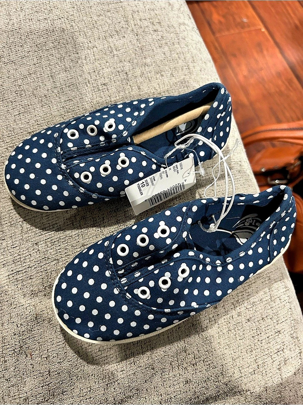 Place slip-on sneaker Polka Dot Sneakers Size 10 NWT
